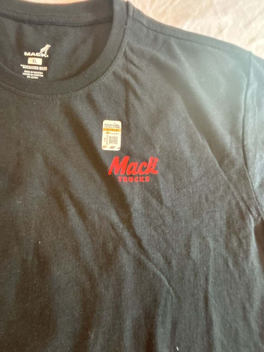 Buckhorn River Mack Trucks Graphic Short Sleeve T-Shirt - Picture 3 of 5